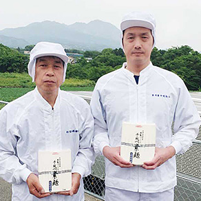 松尾和昭製麺所の松尾和昭さんと松嶋由幸製麺所の松嶋由幸さん