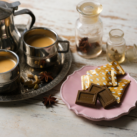 成城石井  素材を味わう 紅茶チョコレート