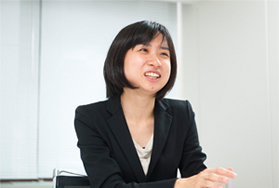 山崎 綾子1